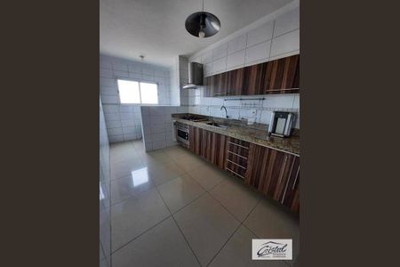 18_photo/94ce1dccc3.5bfeac00db14ca30-ATLAS-521c9e3b-63bc-4ee2-a53b-ff1df2b28e0e.jpg de apartamento à venda com 3 quartos, 107m² em Guilhermina, Praia Grande