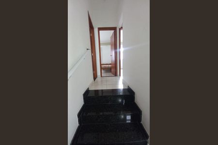 3_photo/94ce1dccf3.05acccb2dbb53537-ATLAS-4e6864ed-f651-4de8-99ed-4ee77a33c91c.jpg de casa à venda com 3 quartos, 113m² em Guilhermina, Praia Grande