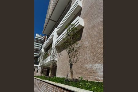 4_photo/94ce1dccf3.f9c08e6c18bf709e-ATLAS-2af79657-211e-41ab-8663-608fdc0c205b.jpg de apartamento à venda com 3 quartos, 127m² em Guilhermina, Praia Grande