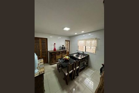 18_photo/94ce1dcd07.521465a1a6cc0fb0-ATLAS-3be9bbfa-f630-42e3-9923-e0b4789da4f2.jpg de casa à venda com 3 quartos, 100m² em Guilhermina, Praia Grande