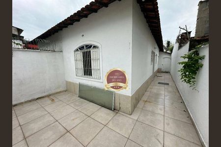 8_photo/94ce1dcd4b.84d273d2e1abbbdc-ATLAS-8a6518d5-259e-4b36-a230-2fa3b5bb20fe.jpg de casa à venda com 2 quartos, 93m² em Guilhermina, Praia Grande