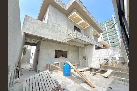 2_photo/94ce1dcd4f.906020ab0bc1df8b-ATLAS-7eb91191-4c04-42b5-a45b-0ecfe6d82cb3.jpg de casa à venda com 3 quartos, 130m² em Guilhermina, Praia Grande