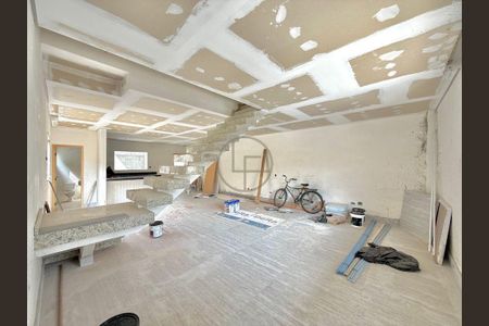 3_photo/94ce1dcd4f.906020ab0bc1df8b-ATLAS-eee8351e-cc66-4bd1-9e45-f8b8db246718.jpg de casa à venda com 3 quartos, 130m² em Guilhermina, Praia Grande