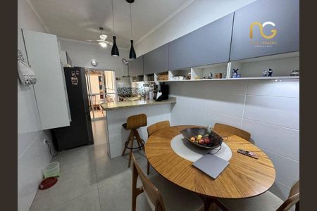 6_photo/94ce1dcd5b.c54d8ccd00eda198-ATLAS-409daac3-aa7f-43b3-a045-c2daf6ba205b.jpg de casa à venda com 2 quartos, 90m² em Guilhermina, Praia Grande