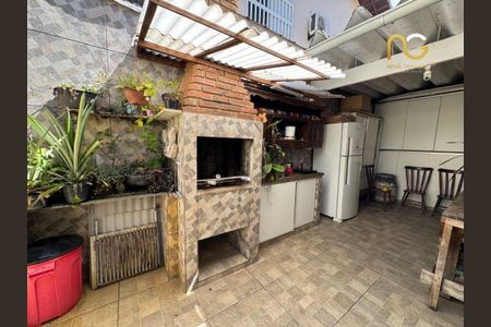 17_photo/94ce1dcd5b.c54d8ccd00eda198-ATLAS-6844c615-567c-4bd3-89fd-037c8b2d7b46.jpg de casa à venda com 2 quartos, 90m² em Guilhermina, Praia Grande