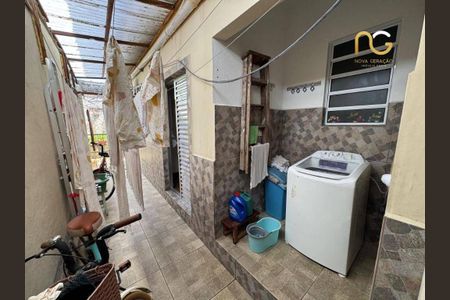 21_photo/94ce1dcd5b.c54d8ccd00eda198-ATLAS-b3bab5e0-dcbb-4ff4-91f8-51c266a5a76e.jpg de casa à venda com 2 quartos, 90m² em Guilhermina, Praia Grande