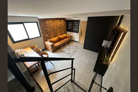 2_photo/94ce1dcd73.f04eb875c589874c-ATLAS-eedc251e-968b-4b59-b67b-e9f14d161939.jpg de casa à venda com 3 quartos, 180m² em Guilhermina, Praia Grande