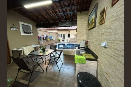 3_photo/94ce1dcdbf.64ac2371dd04f17e-ATLAS-234dfd2f-f0b6-4cbf-a404-7ad9e3aa8663.jpg de casa à venda com 4 quartos, 122m² em Guilhermina, Praia Grande