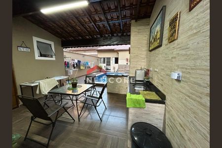 9_photo/94ce1dcdbf.64ac2371dd04f17e-ATLAS-84cc6363-d4f3-4b0f-bc11-70e053881d21.jpg de casa à venda com 4 quartos, 230m² em Guilhermina, Praia Grande