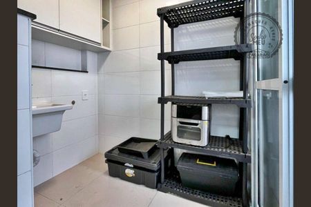 9_photo/94ce1dcdc7.d363aae8bbb5fe9d-ATLAS-c6147cfa-cb7e-4ac1-8360-4b6ad6345127.jpg de apartamento à venda com 1 quarto, 60m² em Guilhermina, Praia Grande