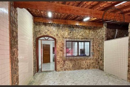 30_photo/94ce1dcde3.b9011c6352d0a570-ATLAS-e5b22933-f83f-4e6f-b003-e5d355eebc38.jpg de casa à venda com 3 quartos, 170m² em Guilhermina, Praia Grande