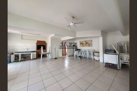 3_photo/94ce1dce0b.b30a5bbeeb38ea8e-ATLAS-c31cd00c-b951-4062-8c04-90c037a8fec5.jpg de apartamento à venda com 2 quartos, 84m² em Guilhermina, Praia Grande