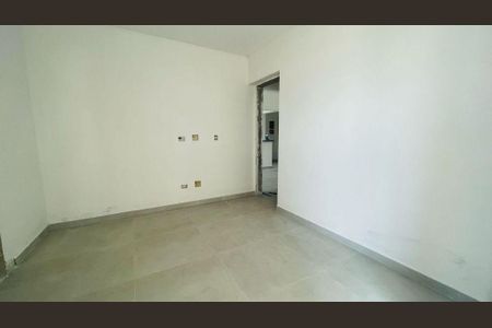 9_photo/94ce1dce13.76e1d318b6bd6bb7-ATLAS-6d3e869f-39b3-4810-b223-cbc185fb7ba3.jpg de apartamento à venda com 2 quartos, 98m² em Guilhermina, Praia Grande