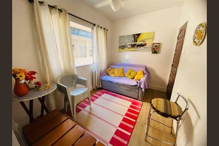 3_photo/94ce1dce79.e717a7544790d26c-ATLAS-1ff9a5d2-bef8-4e3d-9a3b-e1cda568e18b.jpg de apartamento à venda com 1 quarto, 40m² em Guilhermina, Praia Grande