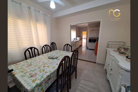 8_photo/94ce1dce9d.4b1992a7ab35c141-ATLAS-7a8750d2-e8a2-4d00-b164-9f3eb0af02cf.jpg de casa à venda com 3 quartos, 175m² em Guilhermina, Praia Grande