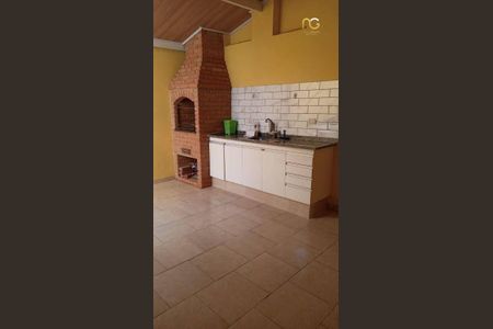 11_photo/94ce1dce9d.4b1992a7ab35c141-ATLAS-e50ff183-5173-4123-8b1c-4527a67bb88d.jpg de casa à venda com 3 quartos, 175m² em Guilhermina, Praia Grande