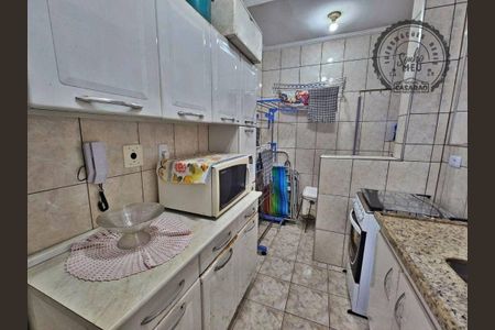 9_photo/94ce1dcea5.49f62e073d40107c-ATLAS-c39f3cbc-7aad-4128-92a7-b13f980386ea.jpg de apartamento para alugar com 1 quarto, 50m² em Guilhermina, Praia Grande