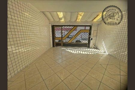 11_photo/94ce1dcebb.4e1a6e6486a440d9-ATLAS-e126d6f9-b9e9-4f4e-9076-9316eecfb2d0.jpg de casa à venda com 3 quartos, 179m² em Guilhermina, Praia Grande