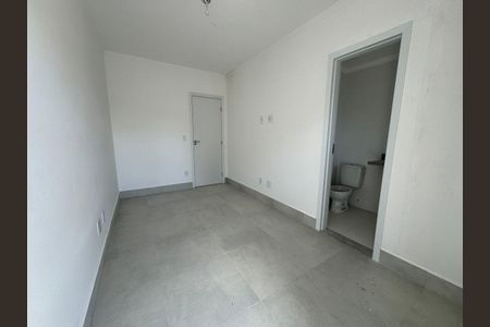 4_photo/94ce1dcecf.3714cccd63f8fe2d-ATLAS-359ec379-cd5d-4f28-bcc2-64ded9f0a6bb.jpg de apartamento à venda com 3 quartos, 109m² em Guilhermina, Praia Grande