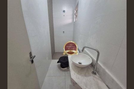 5_photo/94ce1dcecf.f33b2a40a10bd86f-ATLAS-106983cd-76b6-4469-9162-4698ce8e8937.jpg de casa à venda com 2 quartos, 100m² em Guilhermina, Praia Grande