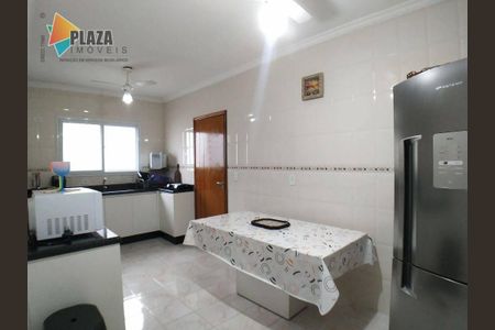 5_photo/94ce1dd183.7c43d49a83f67488-ATLAS-4806b269-c39b-4e1a-9c59-b2a8281c2acc.jpg de apartamento à venda com 3 quartos, 143m² em Guilhermina, Praia Grande