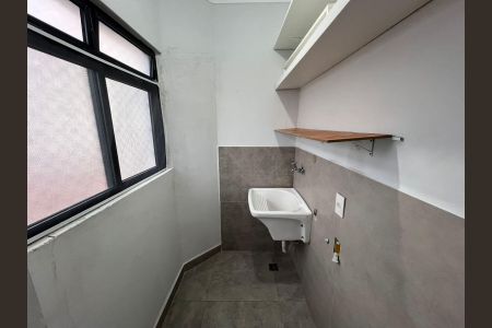 4_photo/94ce1dd18f.8406d85b1cc03178-ATLAS-2970fe83-ae2a-4d5a-902c-bea195bc3f5a.jpg de apartamento à venda com 1 quarto, 45m² em Guilhermina, Praia Grande