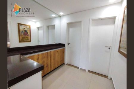 25_photo/94ce1dd20b.ca0f2d6b0e45c516-ATLAS-8208c034-d6a3-4c3d-bf96-46a8d18e3093.jpg de apartamento à venda com 3 quartos, 242m² em Guilhermina, Praia Grande