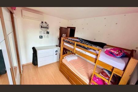 8_photo/94ce1dd2a3.8f5cfdf51963d679-ATLAS-94d68c38-317b-4a14-8389-e9fb7469f7b0.jpg de apartamento à venda com 2 quartos, 70m² em Guilhermina, Praia Grande