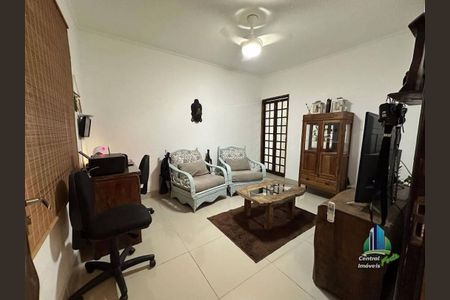 5_photo/94ce1dd2b1.cba3da746242e602-ATLAS-ebf707b7-47cd-4db5-bb8c-b1ad7f0c7aee.jpg de casa à venda com 3 quartos, 100m² em Guilhermina, Praia Grande