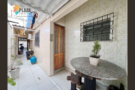 27_photo/94ce1dd2b3.d1ae08f062ab4888-ATLAS-e1903f3a-bbef-4ac1-b052-da3651e32036.jpg de casa à venda com 2 quartos, 106m² em Guilhermina, Praia Grande