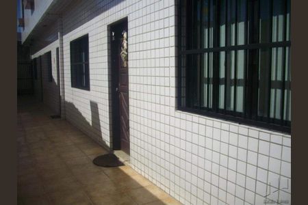 4_photo/94ce1dd2c3.461d42f4ca67fa43-ATLAS-d2e52c21-1e7b-4a8c-93b7-4e03fadd01c9.jpg de casa à venda com 2 quartos, 77m² em Guilhermina, Praia Grande