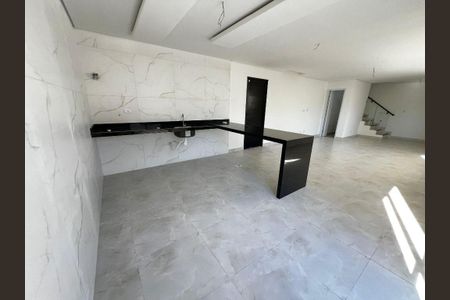 6_photo/94ce1dd2cd.4dd7d17537f926b6-ATLAS-3ab5939c-d0dd-43db-bbcd-06d7d2895d88.jpg de casa à venda com 3 quartos, 127m² em Guilhermina, Praia Grande