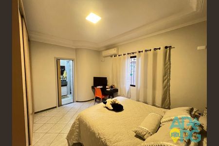 10_photo/94ce1dd2ef.1a2575360a780997-ATLAS-42532b19-1881-4e2e-9a07-64ed46f80e51.jpg de casa à venda com 3 quartos, 155m² em Guilhermina, Praia Grande
