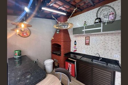 21_photo/94ce1dd2ef.1a2575360a780997-ATLAS-66dcd8dc-53a9-4a4c-838a-e5526bf3e524.jpg de casa à venda com 3 quartos, 155m² em Guilhermina, Praia Grande