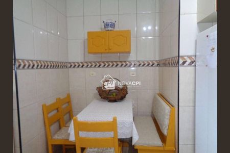 18_photo/94ce1dd2f5.a4e59b6556999e80-ATLAS-788035ba-e9fe-47b2-b15f-f5e331db9c98.jpg de apartamento à venda com 2 quartos, 81m² em Guilhermina, Praia Grande