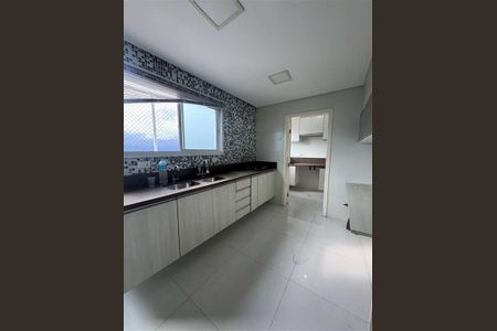8_photo/94ce1dd309.2bd5ea9c6ff82910-ATLAS-52894698-dbd5-4316-9c14-6f57fbbe0f55.jpg de apartamento à venda com 3 quartos, 262m² em Guilhermina, Praia Grande