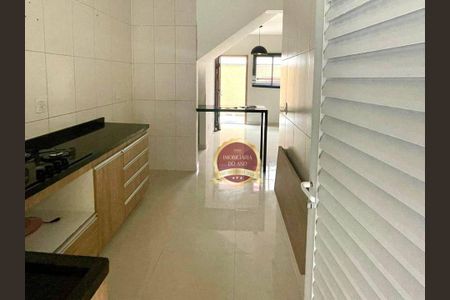 5_photo/94ce1dd311.b6883f8748cb953c-ATLAS-e828c86f-ec38-4cf3-a932-1168c4f5d703.jpg de casa à venda com 2 quartos, 60m² em Guilhermina, Praia Grande