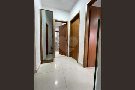 3_photo/94ce1dd387.470e3b4ecc8ee2ef-ATLAS-154b7956-77b2-4f5c-a89f-eace93add74b.jpg de casa à venda com 3 quartos, 120m² em Guilhermina, Praia Grande