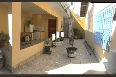 8_photo/94ce1dd38b.e1d2c46bde3eb79c-ATLAS-5ad3f9ca-41df-4502-a0a0-22b72f6a19da.jpg de casa à venda com 3 quartos, 180m² em Guilhermina, Praia Grande