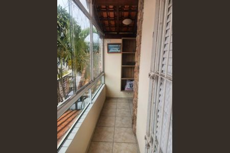 9_photo/94ce1dd39b.0a87912f0f0487ba-ATLAS-b5a11e8e-fd18-4349-bacd-529d18f8811a.jpg de casa à venda com 3 quartos, 99m² em Guilhermina, Praia Grande