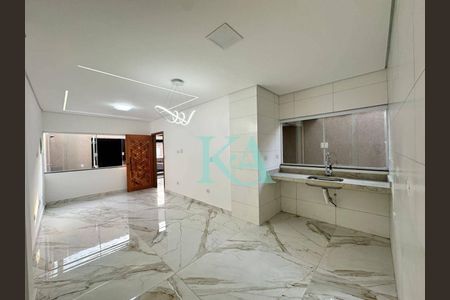 3_photo/94ce1dd39f.6c623372c172fc17-ATLAS-47d8390c-6abf-42ef-a91a-e8603a7a4ceb.jpg de casa à venda com 3 quartos, 98m² em Guilhermina, Praia Grande