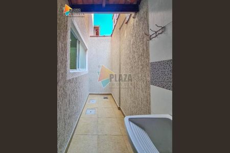 26_photo/94ce1dd3ad.47918ad4c827a1e9-ATLAS-a97736ea-0396-4f6a-b31d-730fb79c8dd4.jpg de casa à venda com 3 quartos, 159m² em Guilhermina, Praia Grande