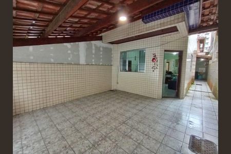 4_photo/94ce1dd3b1.01061cb6ad72014f-ATLAS-a0dcaddb-c16c-4aba-8b73-e4cb7b972148.jpg de casa à venda com 2 quartos, 205m² em Guilhermina, Praia Grande