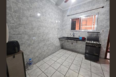 5_photo/94ce1dd3b1.d7a91d1757fec3a4-ATLAS-9e3e96c4-987c-42f3-9db4-72dfcbf8c2b7.jpg de casa à venda com 2 quartos, 156m² em Guilhermina, Praia Grande