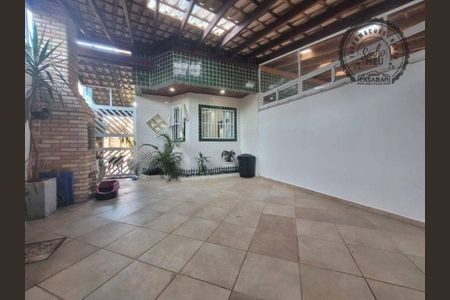 2_photo/94ce1dd3bf.aa3f54dcddd2e04f-ATLAS-126d4eb5-fae9-469f-8048-979cbca9ca75.jpg de casa à venda com 3 quartos, 115m² em Guilhermina, Praia Grande