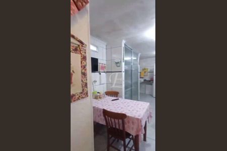 10_photo/94ce1dd3e9.d0f09a6c6a8228aa-ATLAS-dce48ef7-6e62-4907-9002-12bd86aa0e7e.jpg de casa à venda com 2 quartos, 132m² em Guilhermina, Praia Grande