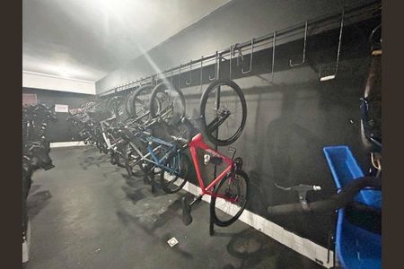 35_photo/94ce1dd3f5.8c4c5d2ddfe10c9b-ATLAS-70518f08-5ce8-4155-9bd5-c294f2d96355.jpg de apartamento à venda com 3 quartos, 128m² em Guilhermina, Praia Grande