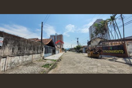 4_photo/94ce1dd4b5.b0a6bfb301237135-ATLAS-39741837-da34-42fd-8a48-59a4707dba0b.jpg de casa à venda com 3 quartos, 120m² em Guilhermina, Praia Grande
