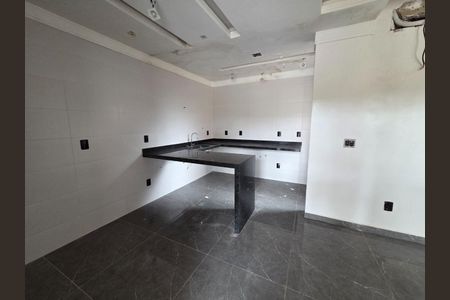 5_photo/94ce1dd4c7.70edc2b185d14f45-ATLAS-e0fcf04b-6da0-49d9-b90d-0f2c46dc4db6.jpg de casa à venda com 3 quartos, 126m² em Guilhermina, Praia Grande