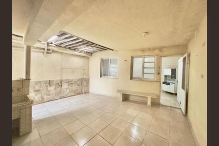 5_photo/94ce1dd535.cb2272fcfeb20142-ATLAS-29b92e55-98ce-4f62-aa4c-edbf8e7541e9.jpg de casa à venda com 2 quartos, 100m² em Guilhermina, Praia Grande